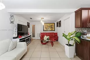 419 SE 3rd St, Hialeah, FL 33010 - Photo 7