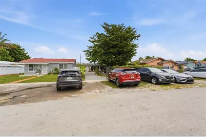419 SE 3rd St, Hialeah, FL 33010 - Photo 37