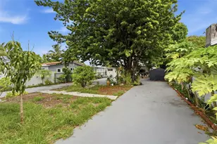 419 SE 3rd St, Hialeah, FL 33010 - Photo 33