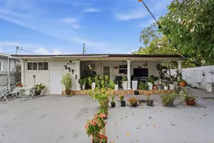 419 SE 3rd St, Hialeah, FL 33010 - Photo 3