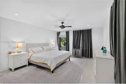 2543 SW 15th St, Miami, FL 33145 - Photo 13