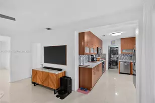 2543 SW 15th St, Miami, FL 33145 - Photo 7