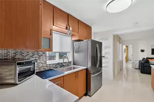 2543 SW 15th St, Miami, FL 33145 - Photo 9
