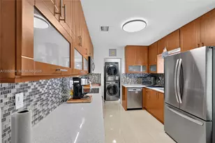 2543 SW 15th St, Miami, FL 33145 - Photo 9