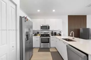12424 NW 23rd Ct, Miami, FL 33167 - Photo 11
