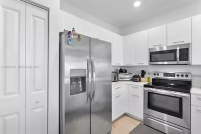 12424 NW 23rd Ct, Miami, FL 33167 - Photo 13