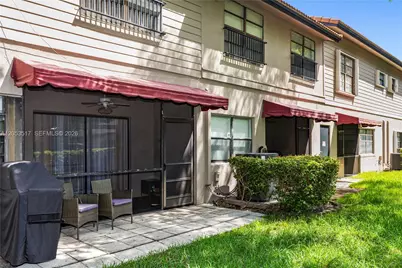 9153 Vineyard Lake Dr, Plantation, FL 33324 - Photo 39