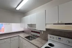 3675 W 11th Ave, Hialeah, FL 33012 - Photo 5