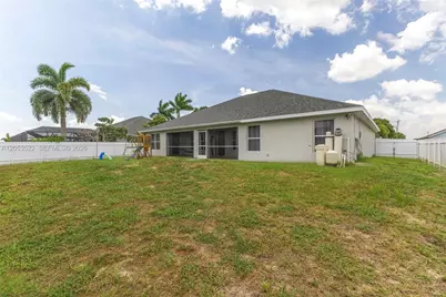 1020 NW 14th St, Cape Coral, FL 33993 - Photo 35