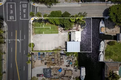 700 NW 7th Ave, Miami, FL 33136 - Photo 9