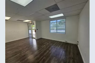 3241 NW 82 Avenue, Doral, FL 33122 - Photo 7