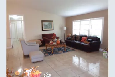 [Address not provided], Miami, FL 33187 - Photo 3