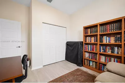 918 NE 191st St, Miami, FL 33179 - Photo 21
