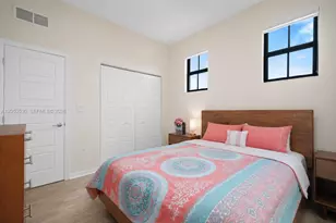 918 NE 191st St, Miami, FL 33179 - Photo 29