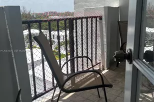 2750 NE 183rd St, Aventura, FL 33160 - Photo 13