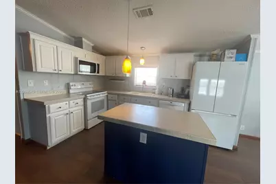 3070 Cove Dr, Dania Beach, FL 33312 - Photo 5