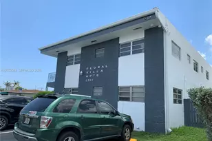 2300 Pierce St, Hollywood, FL 33020 - Photo 11