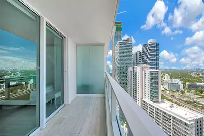 1080 Brickell Ave #3705, Miami, FL 33131 - Photo 25