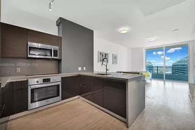 1080 Brickell Ave #3705, Miami, FL 33131 - Photo 17