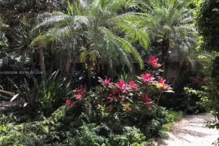 13100 SW 92nd Ave, Miami, FL 33176 - Photo 29