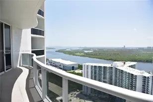 15811 Collins Ave, Sunny Isles Beach, FL 33160 - Photo 31