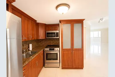 825 Brickell Bay Dr #1245, Miami, FL 33131 - Photo 7