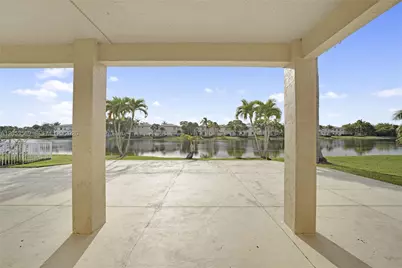 850 NW 168th Ave, Pembroke Pines, FL 33028 - Photo 17