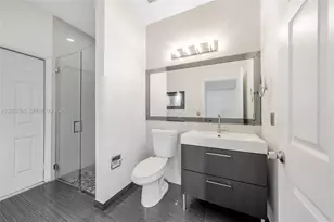 850 NW 168th Ave, Pembroke Pines, FL 33028 - Photo 29