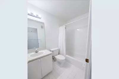 8936 W Flagler St #204, Miami, FL 33174 - Photo 7