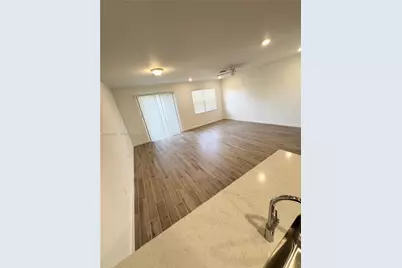 120 NE 13th Terrace #120, Homestead, FL 33033 - Photo 9