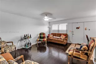 801 SW 133rd Terrace, Pembroke Pines, FL 33027 - Photo 3