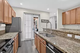 14633 SW 13th St, Pembroke Pines, FL 33027 - Photo 9