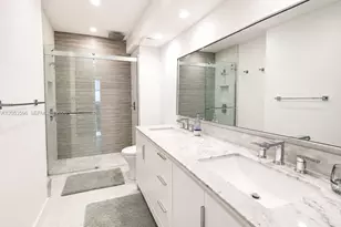 6450 Collins Ave, Miami Beach, FL 33141 - Photo 7