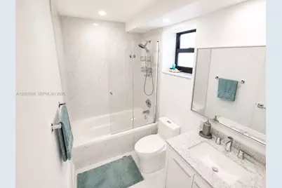 6450 Collins Ave #1001, Miami Beach, FL 33141 - Photo 9