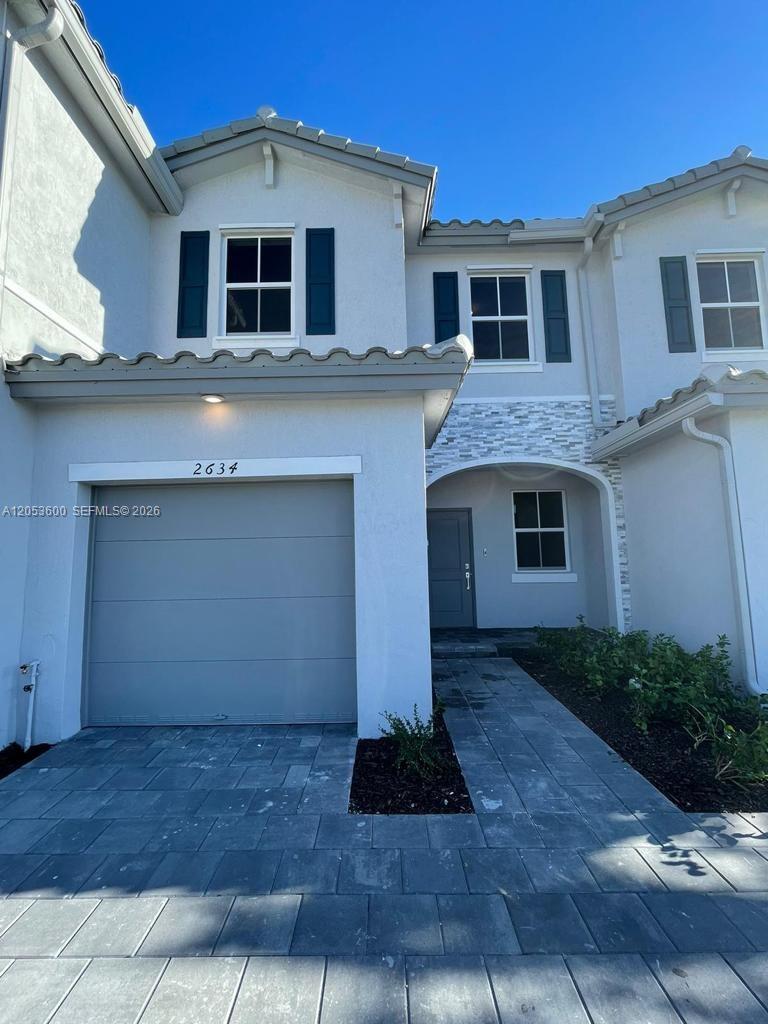 2634 SE 11th Ct #2634 - 2634 SE 11th Ct #2634, Homestead, FL 33035 Luxury Property | Jose Angel Pina