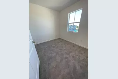 2634 SE 11th Ct #2634, Homestead, FL 33035 - Photo 3