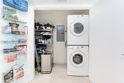 1060 Brickell Ave #1507, Miami, FL 33131 - Photo 27