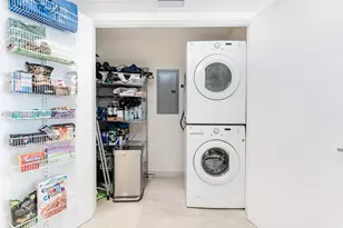 1060 Brickell Ave, Miami, FL 33131 - Photo 27