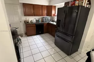 9341 NW 39th St, Sunrise, FL 33351 - Photo 9