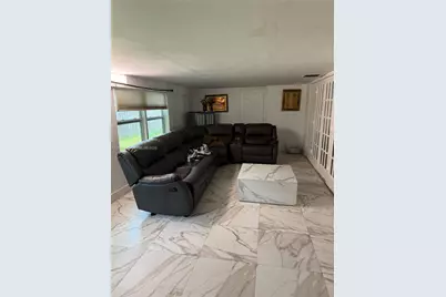 9341 NW 39th St, Sunrise, FL 33351 - Photo 5