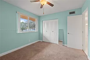 5950 Del Lago Cir, Sunrise, FL 33313 - Photo 21