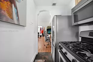 900 16th St, Miami Beach, FL 33139 - Photo 15
