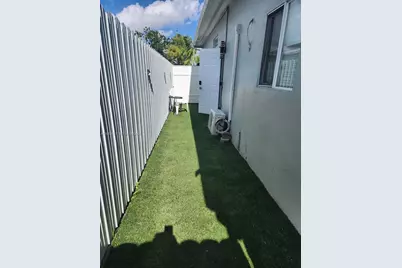 2323 Taft Street #2, Hollywood, FL 33020 - Photo 5