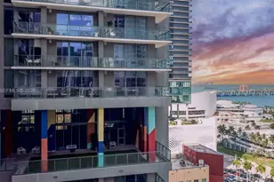 230 NE 4th St, Miami, FL 33132 - Photo 1