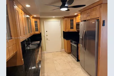145 SE 25th Rd #1003, Miami, FL 33129 - Photo 9