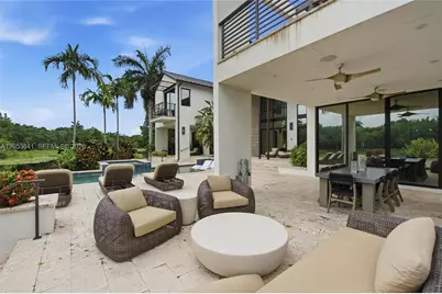 3714 Pine Lake Dr, Weston, FL 33332 - Photo 9