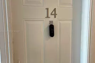 1526 Pennsylvania Ave, Miami Beach, FL 33139 - Photo 9