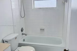 14185 SW 87th St, Miami, FL 33183 - Photo 11