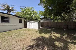 4810 NW 11th Pl, Lauderhill, FL 33313 - Photo 23