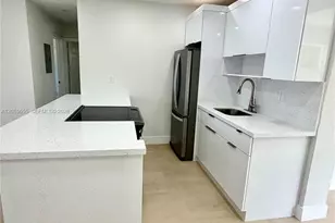 4810 NW 11th Pl, Lauderhill, FL 33313 - Photo 5